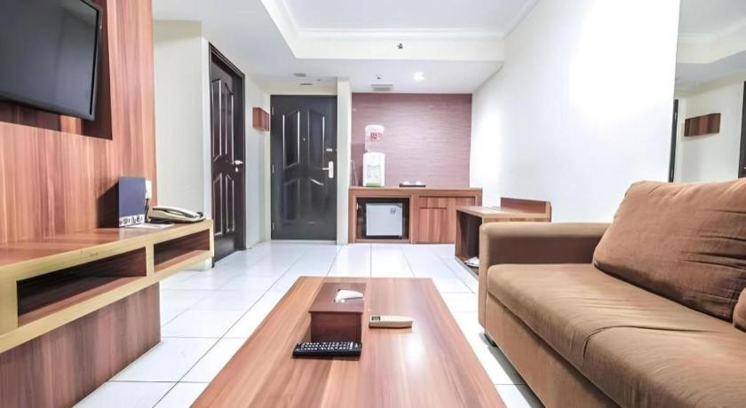 Great Western Hotel & Resort Serpong - Tangerang Exterior foto